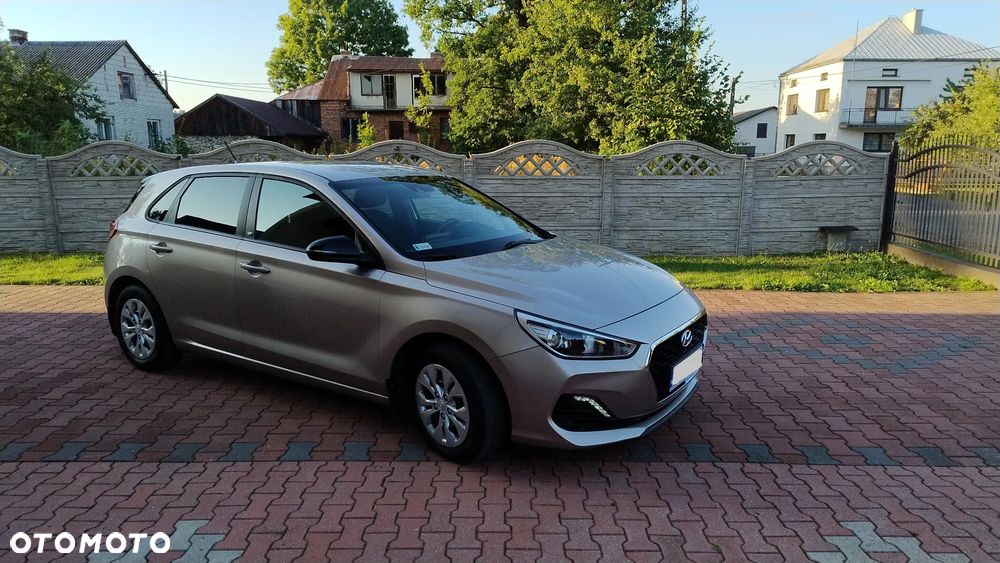 Hyundai i30 1.4 BlueDrive Go - 15