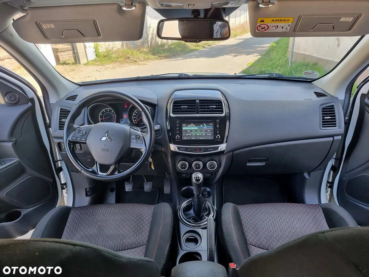 Mitsubishi ASX - 8