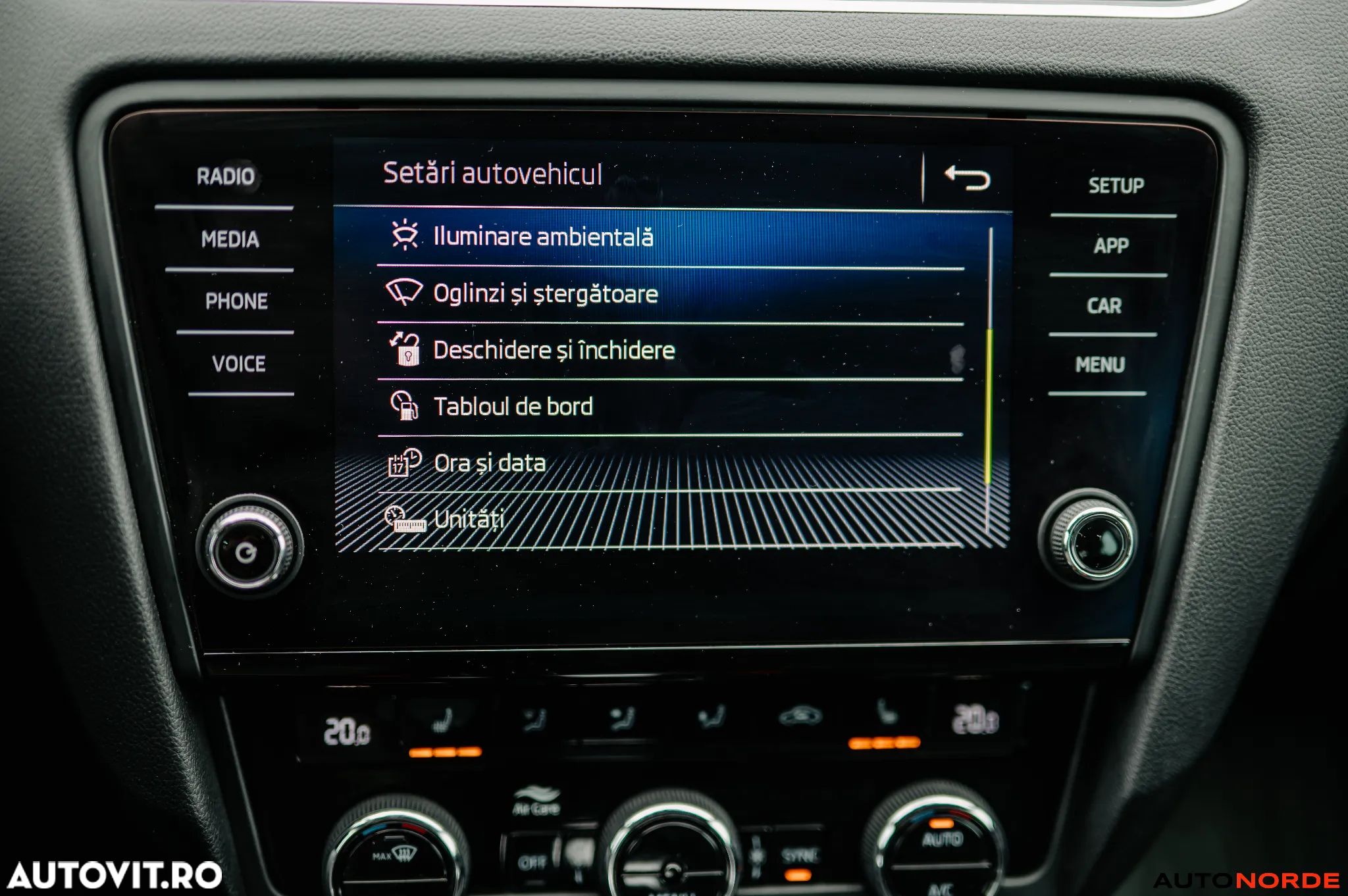 Skoda Octavia Combi Diesel 2.0 TDI DSG Ambition - 31