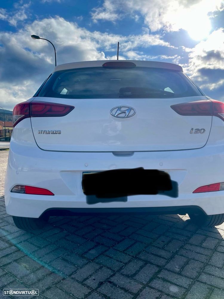 Hyundai i20 1.1 CRDi Blue Classic - 4