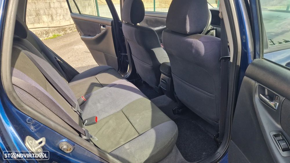 Toyota Corolla SW 1.4 D-4D AC - 7