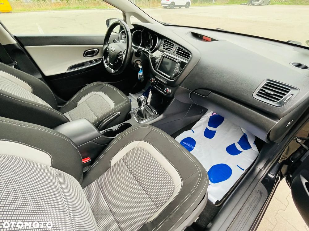 Kia Ceed 1.6 GDI Dream Team Edition - 15