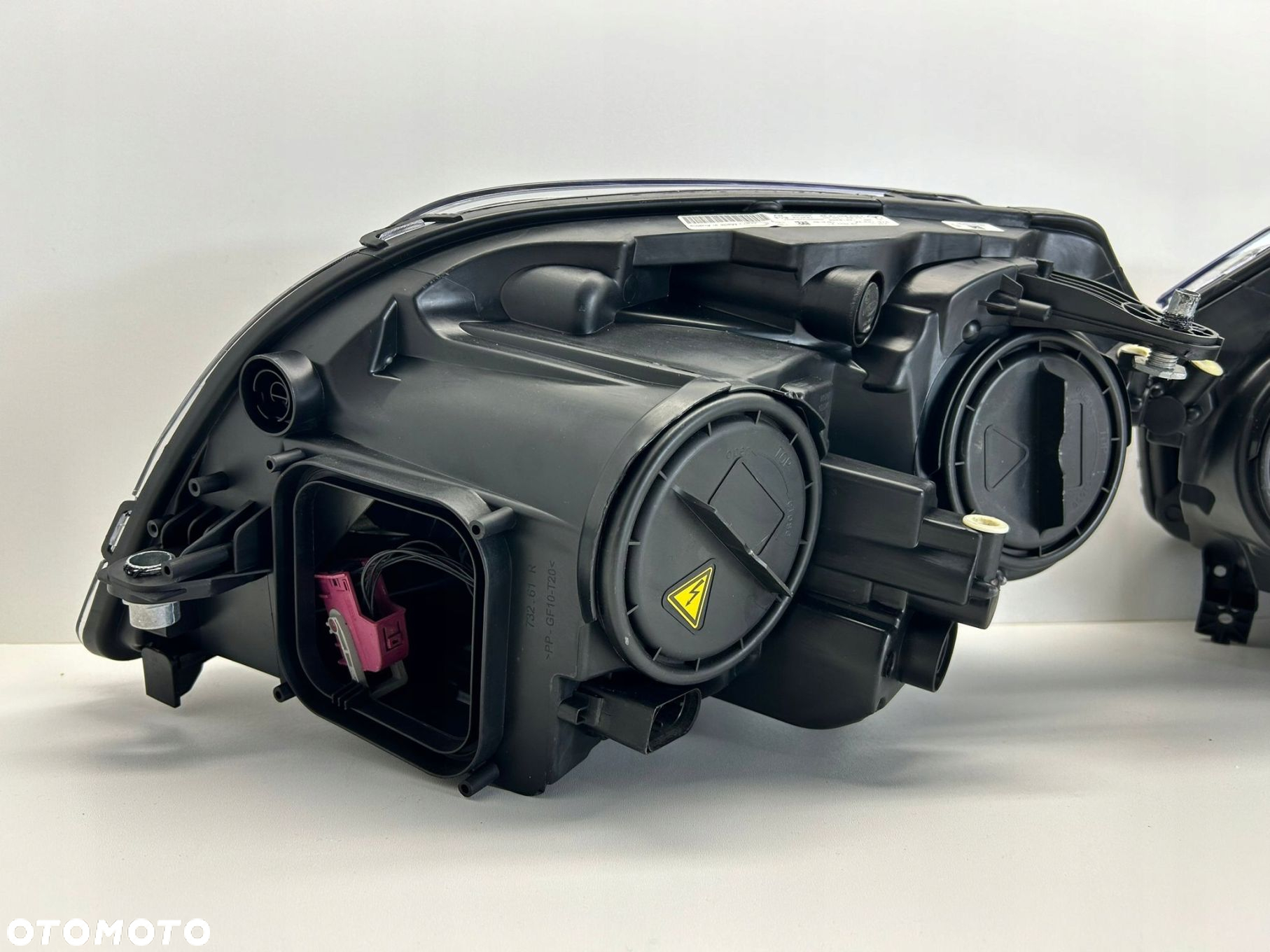 MERCEDES GLK W204 X204 LAMPA PRZEDNIA PRAWA BIXENON SKRĘTNY LS LED - 4
