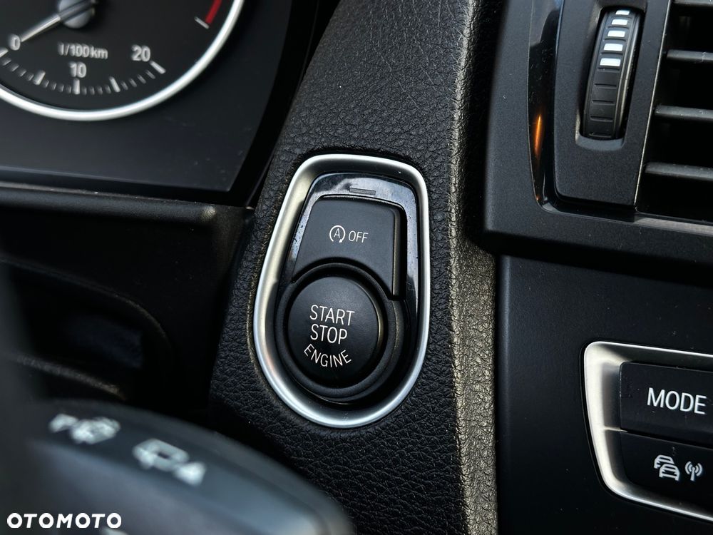 BMW Seria 1 118i - 27