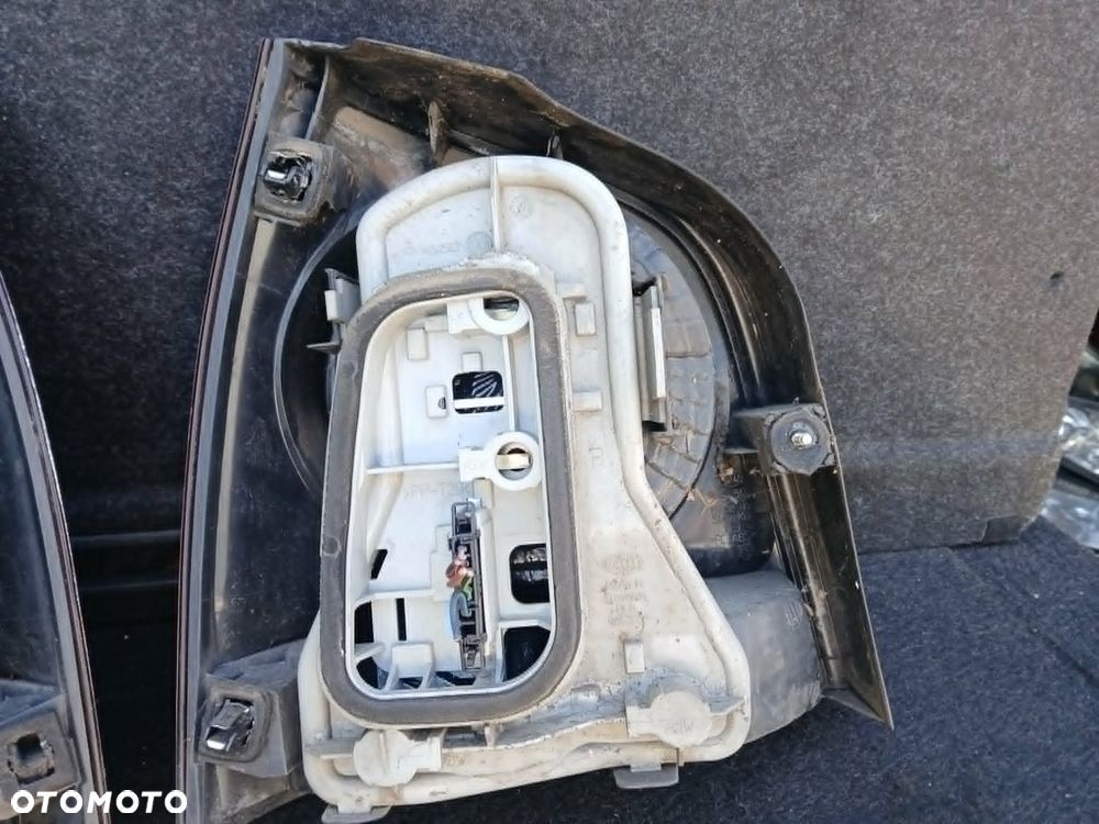 Volkswagen Polo 9n lift lampa tylna lewa, prawa - 5