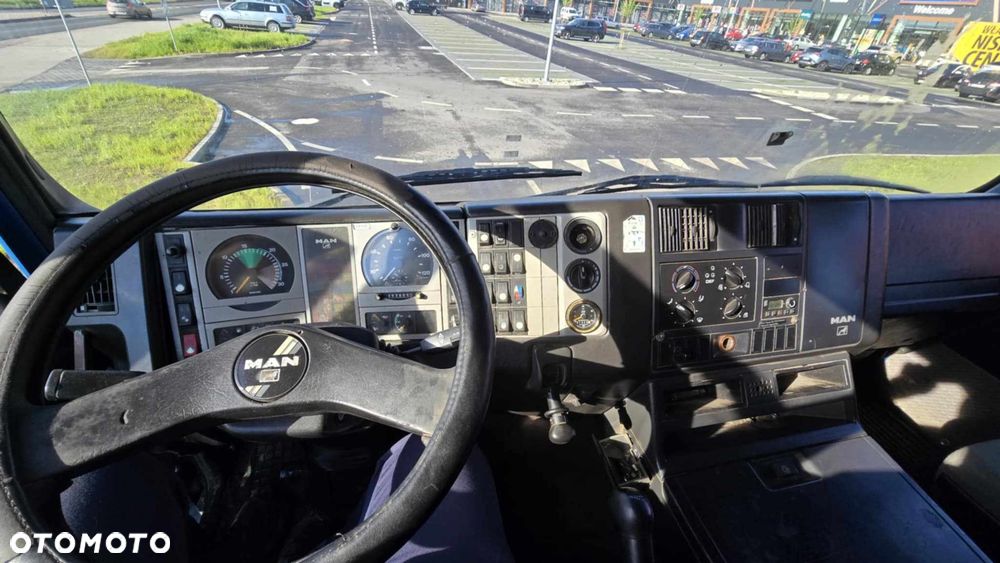 MAN F2000 41.464 WYWROTKA 8X6 - 6
