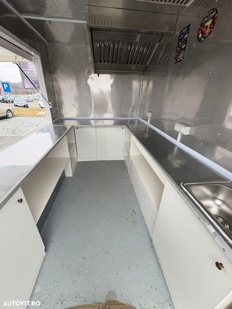 Alta Food truck full inox Gata de munca - 3