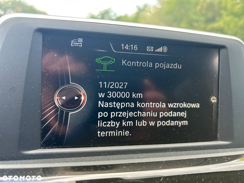 BMW X1 sDrive18d xLine - 32
