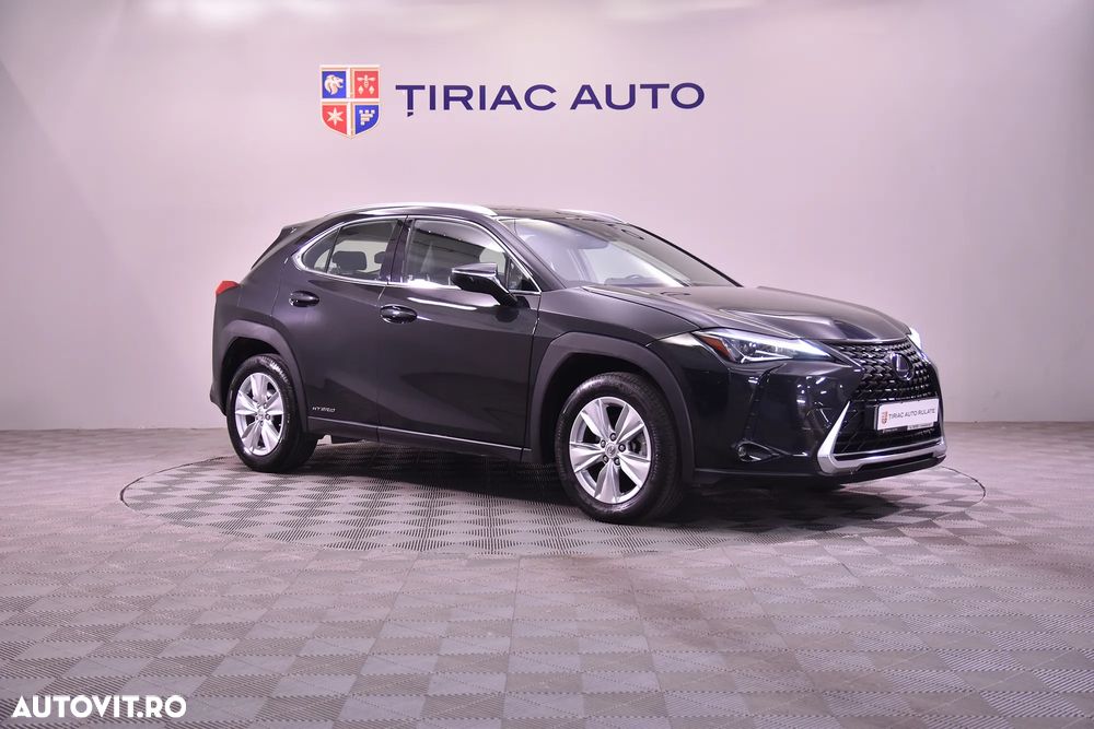 Lexus UX - 7