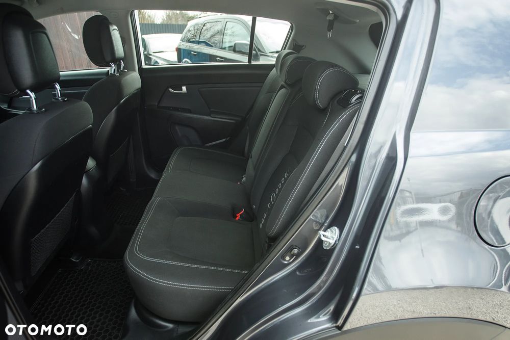 Kia Sportage 1.6 GDI Business Line L 2WD - 24