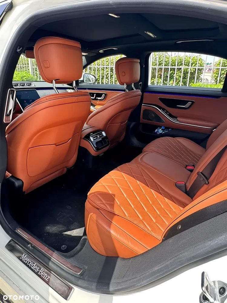 Mercedes-Benz Klasa S 500 4Matic 9G-TRONIC - 14