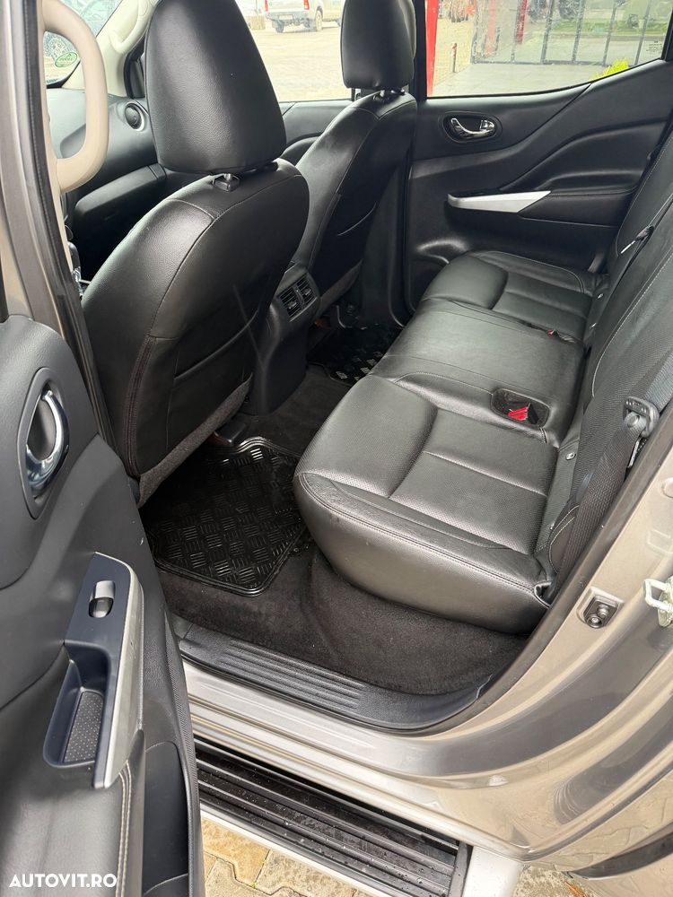 Nissan Navara 2.3 dCi Bi Turbo Double Cab Tekna Aut. - 15