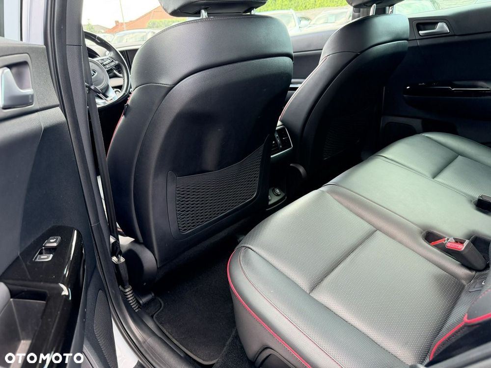 Kia Sportage - 12