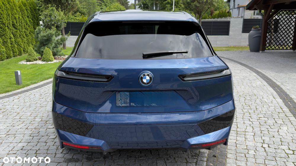 BMW iX xDrive50 111.5kWh Signature - 4