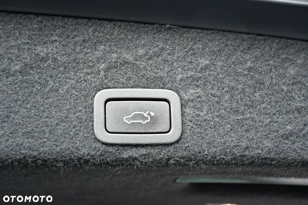 Volvo XC 60 D4 Geartronic RDesign - 37