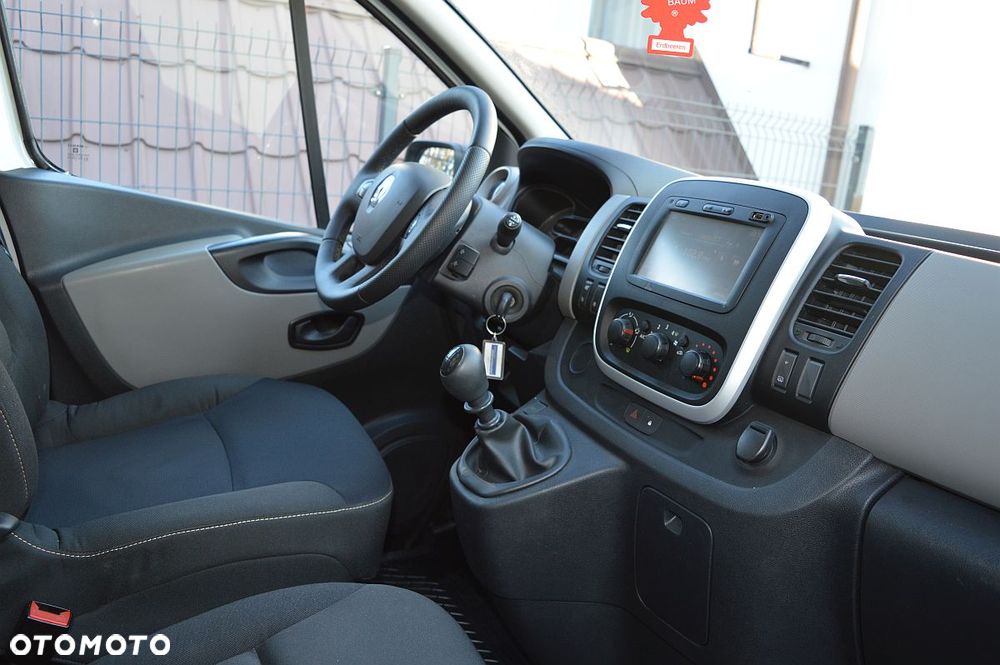 Renault TRAFIC DŁUGI LONG L2H1 JAK NOWY - 14