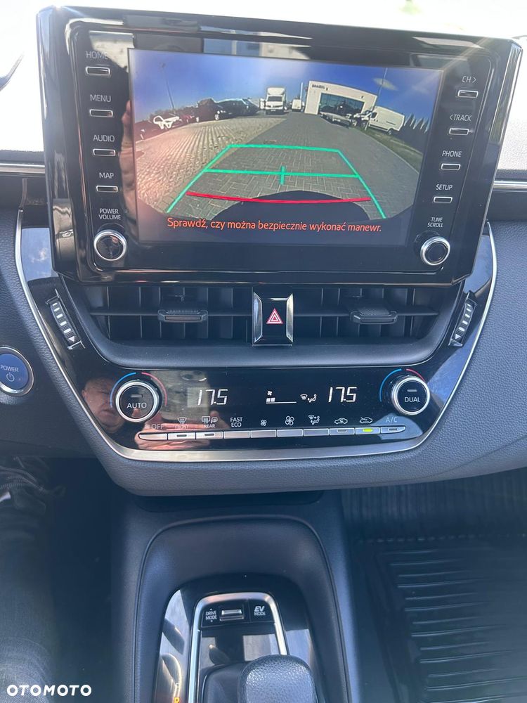 Toyota Corolla 1.8 Hybrid Comfort - 14