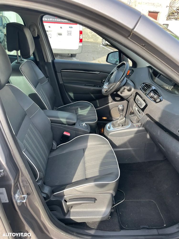 Renault Scenic - 10