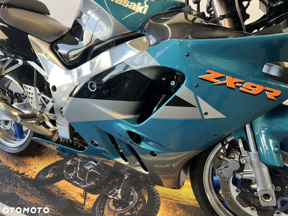 Kawasaki Ninja - 22