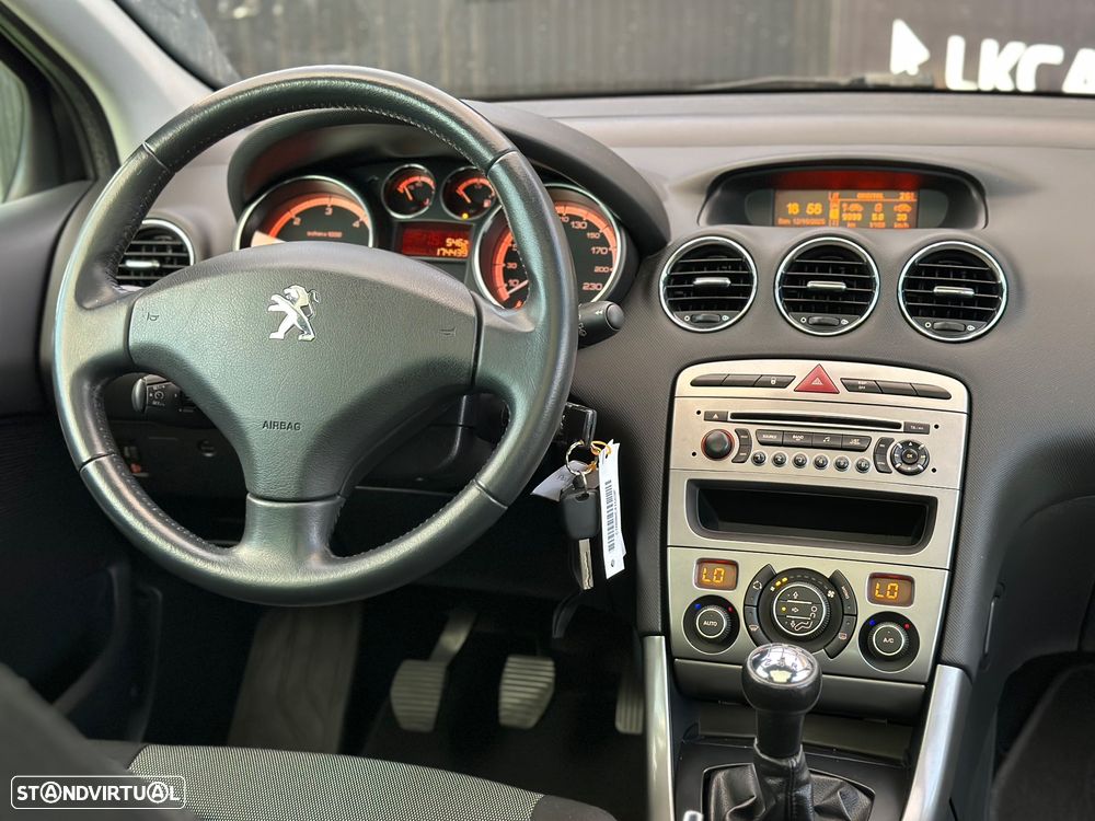 Peugeot 308 SW 1.6 HDi Executive - 14