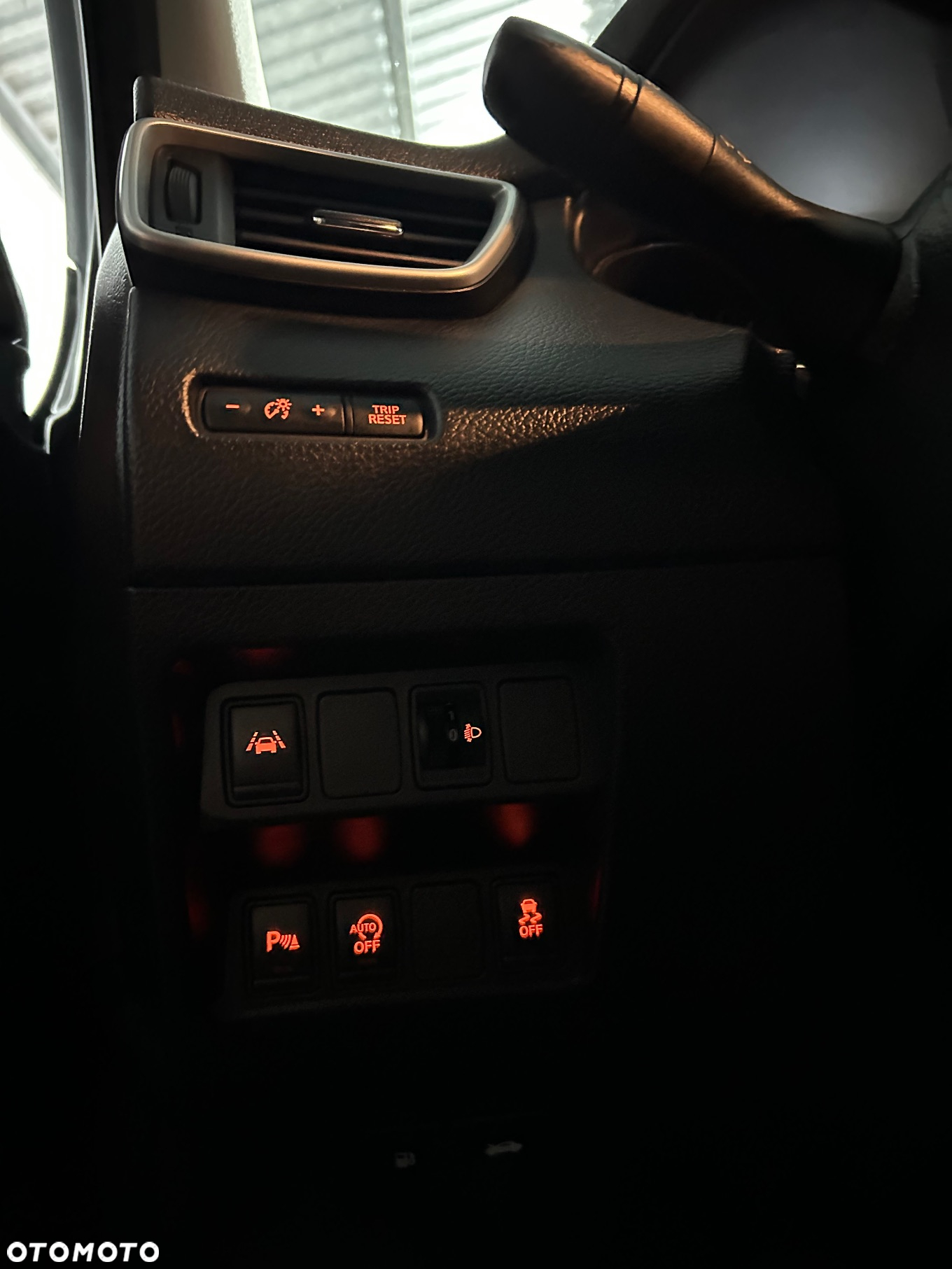 Nissan Qashqai 1.2 DIG-T N-Connecta EU6 - 12