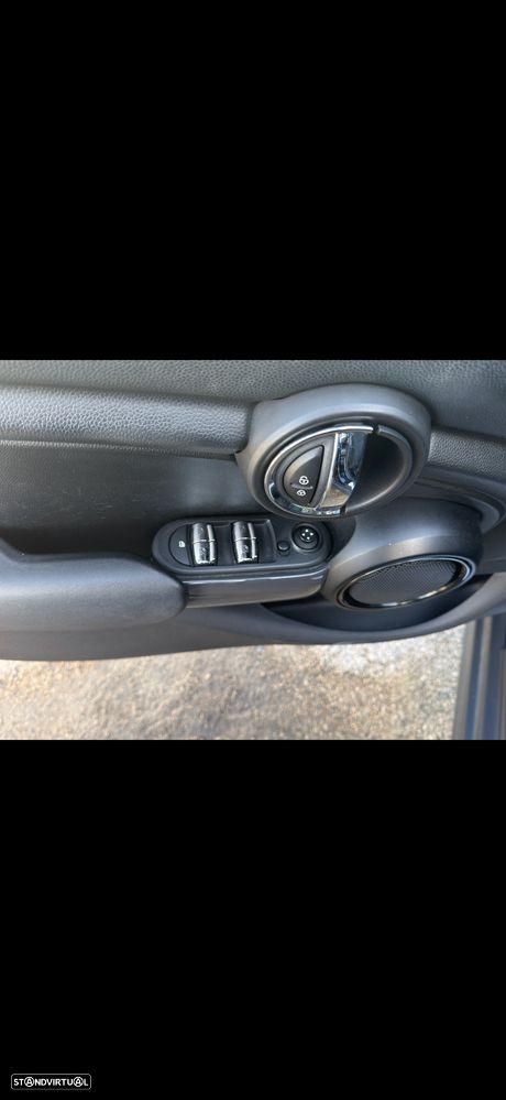 MINI 5 Portas One D Blackyard - 10