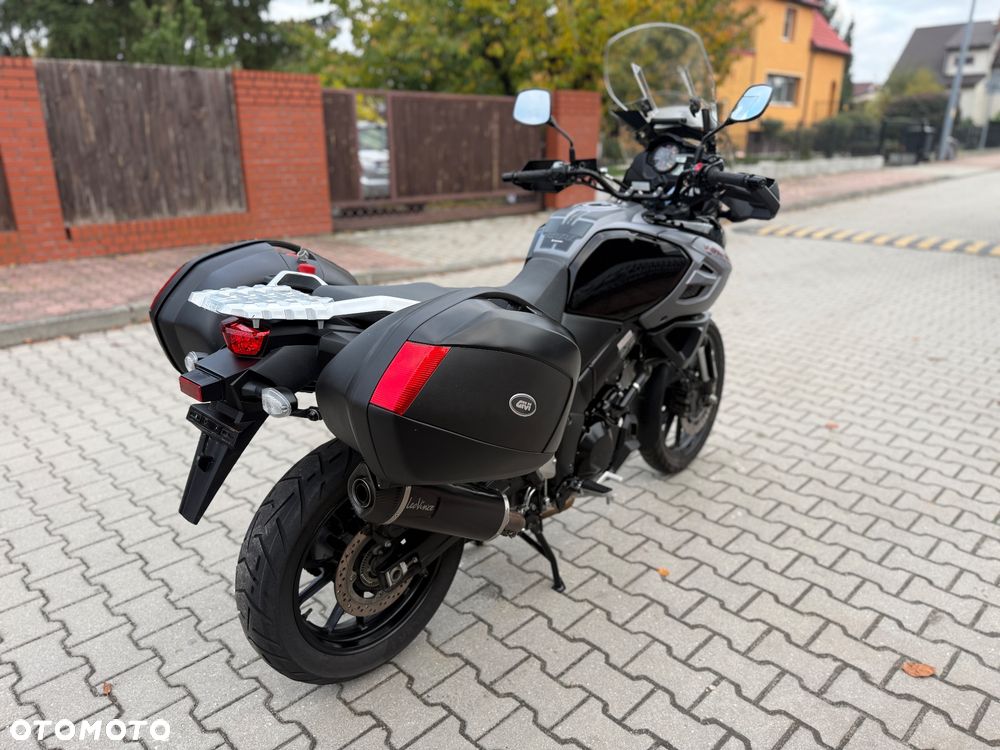 Suzuki DL - 12