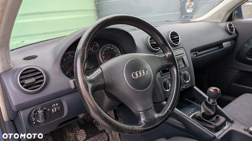 Audi A3 3-drzwiowe 2.0 TDI Ambiente - 5