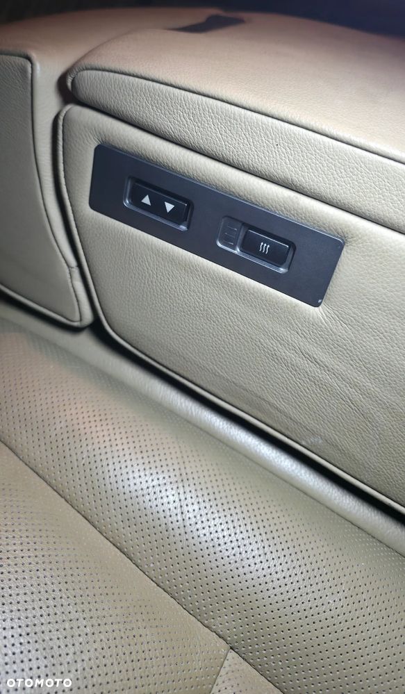 BMW Seria 7 735i L - 11