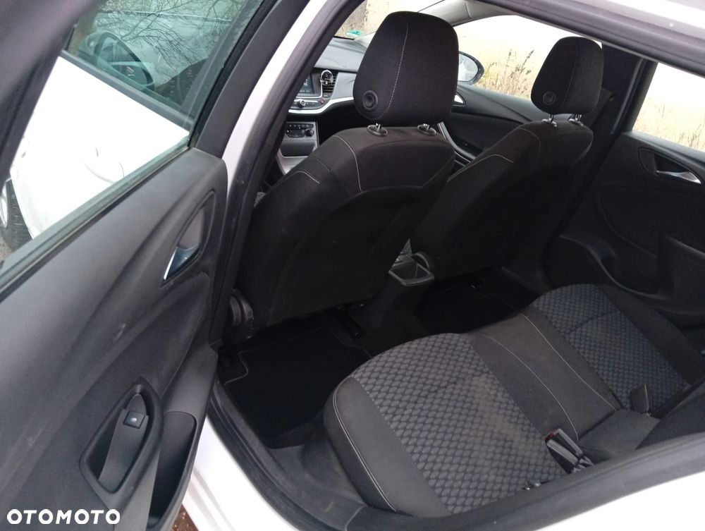 Opel Astra - 13
