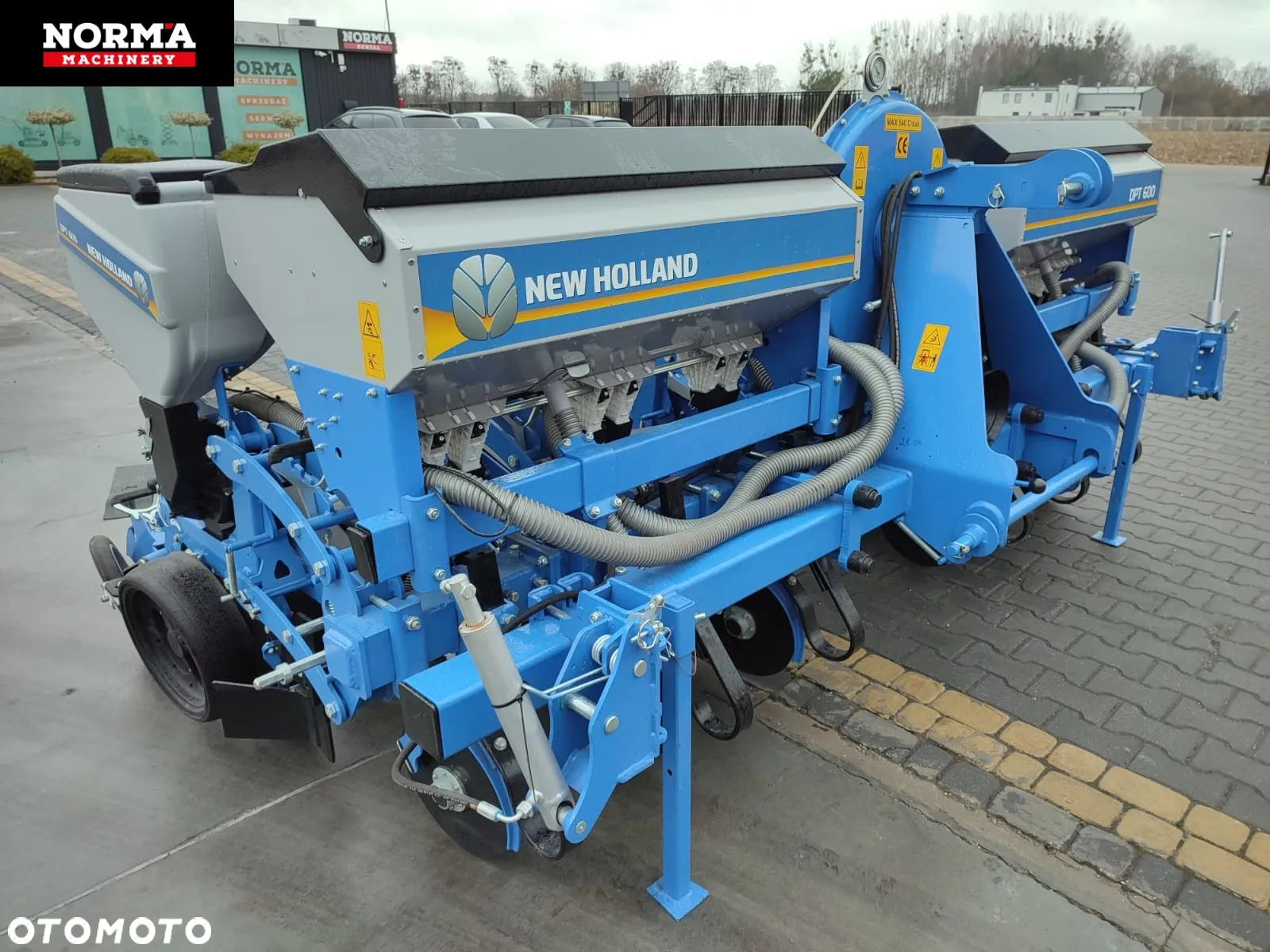 New Holland Siewnik 6-rzędowy od ręki ! - 9