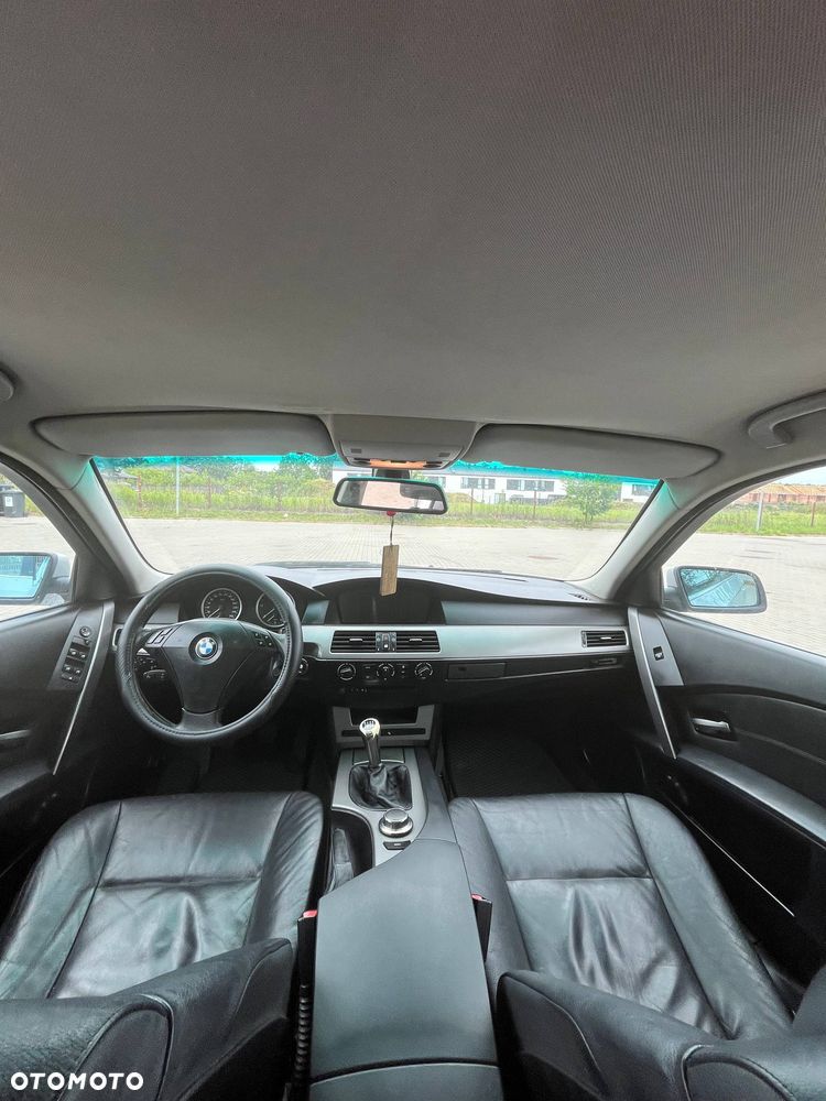 BMW Seria 5 520d - 10