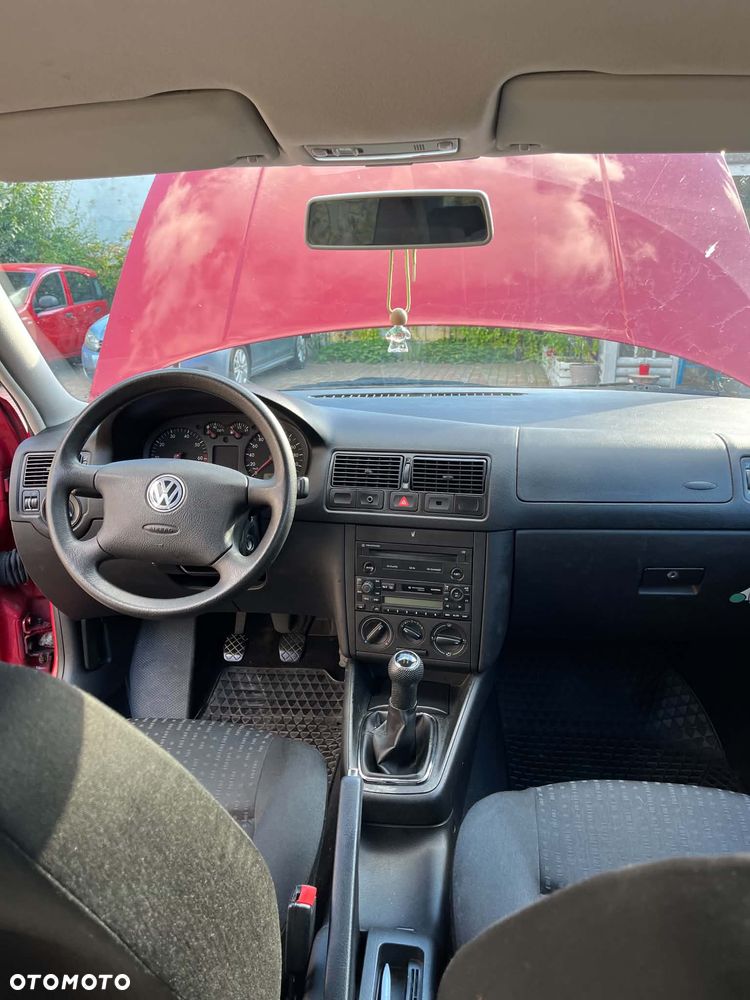 Volkswagen Golf - 16