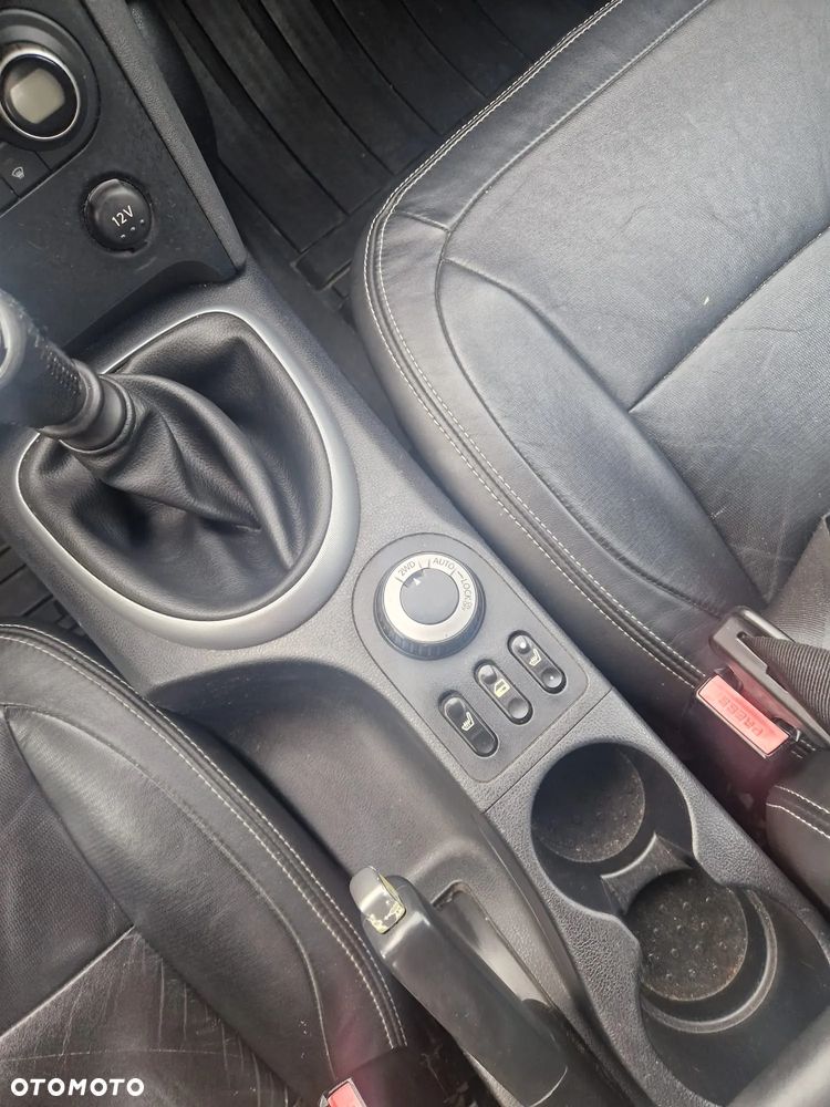 Nissan Qashqai 2.0 4x4 Tekna - 9
