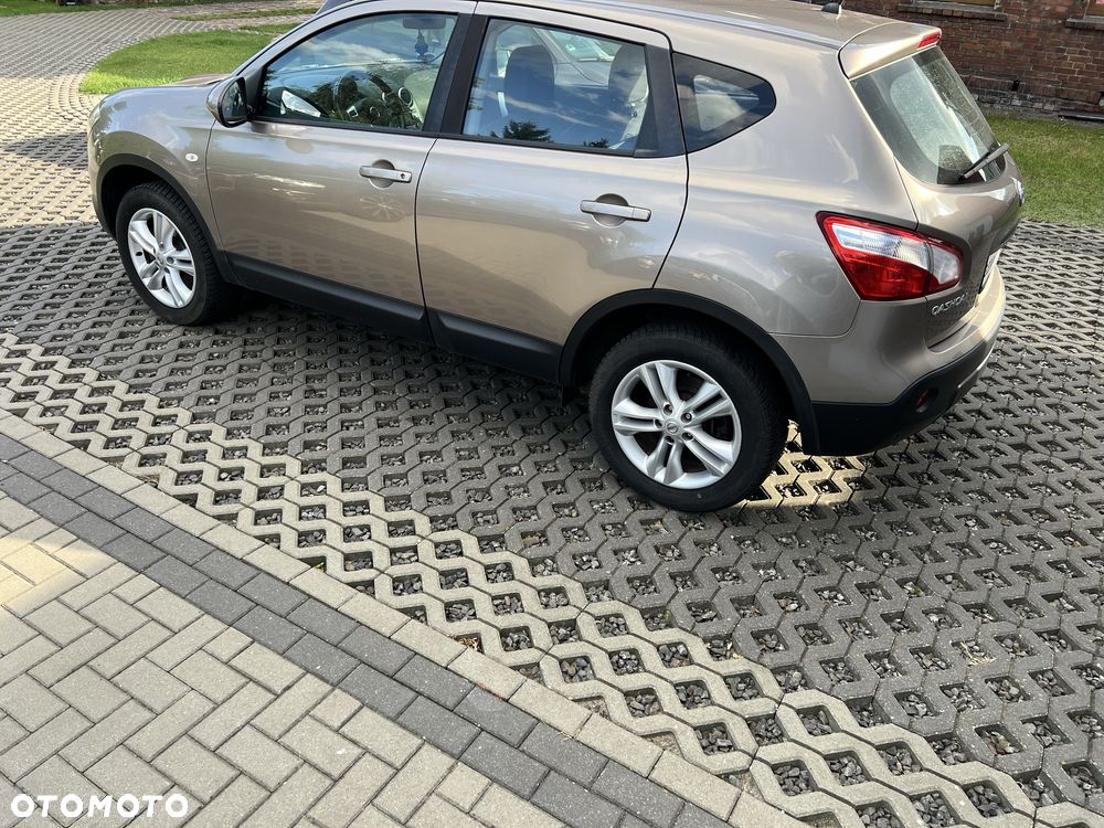 Nissan Qashqai - 4