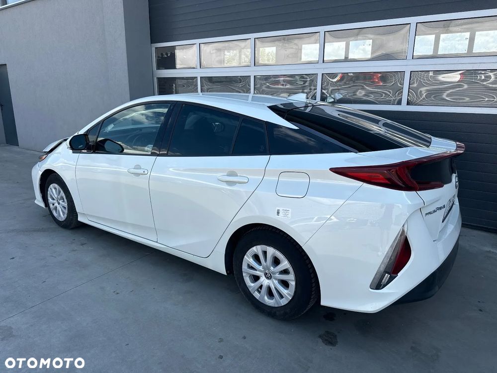 Toyota Prius - 7