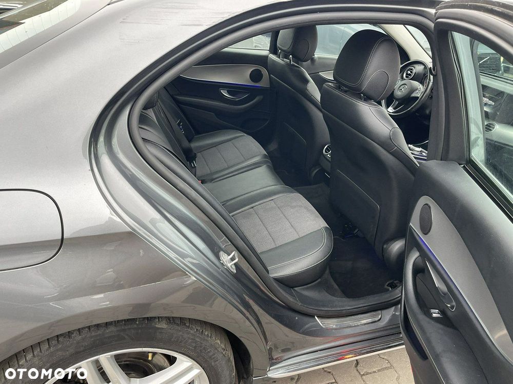 Mercedes-Benz Klasa E 200 d 9G-TRONIC - 6
