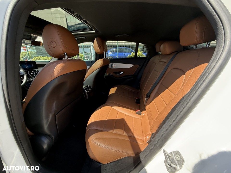 Mercedes-Benz GLC Coupe 300 d 4MATIC - 15