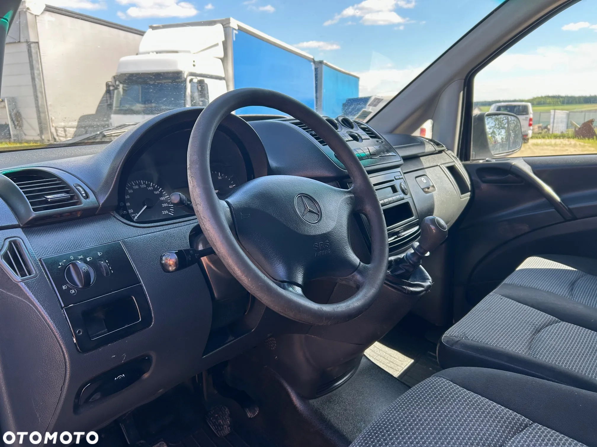 Mercedes-Benz Vito - 10