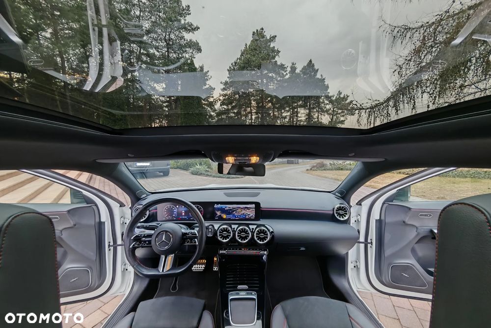 Mercedes-Benz Klasa A 220 4-Matic 7G-DCT - 9