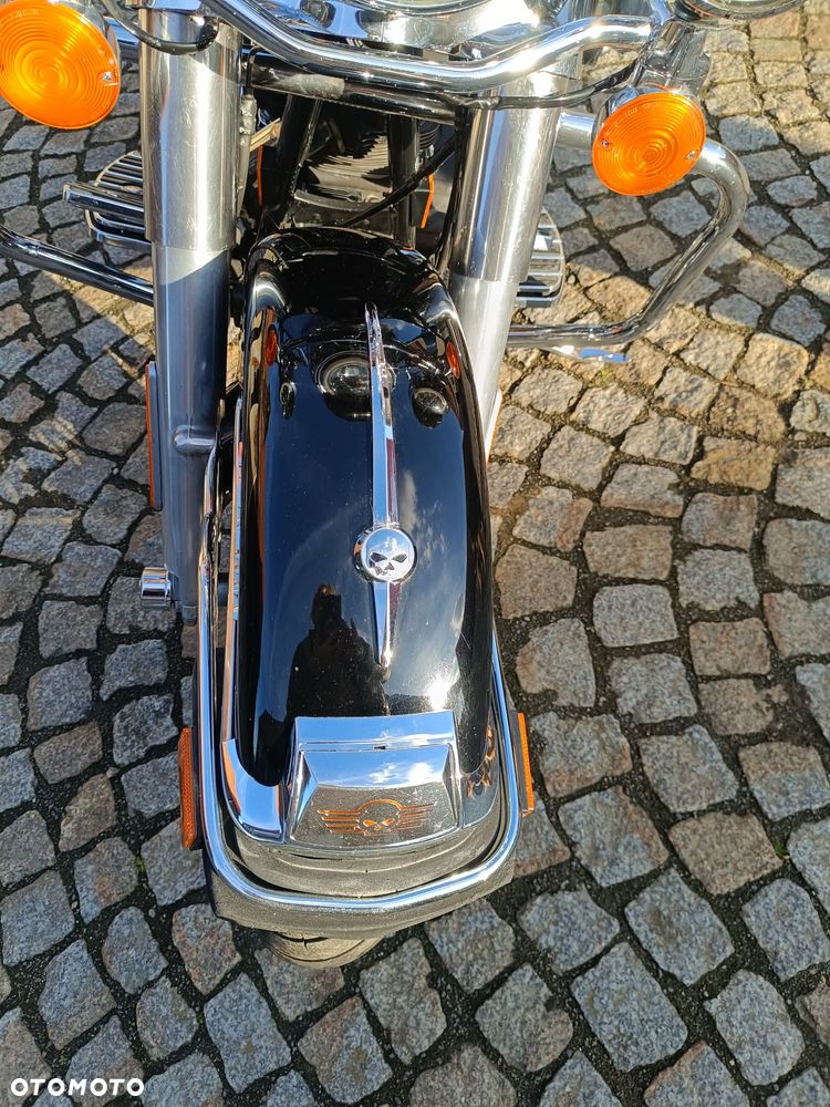 Harley-Davidson Touring Road King - 8