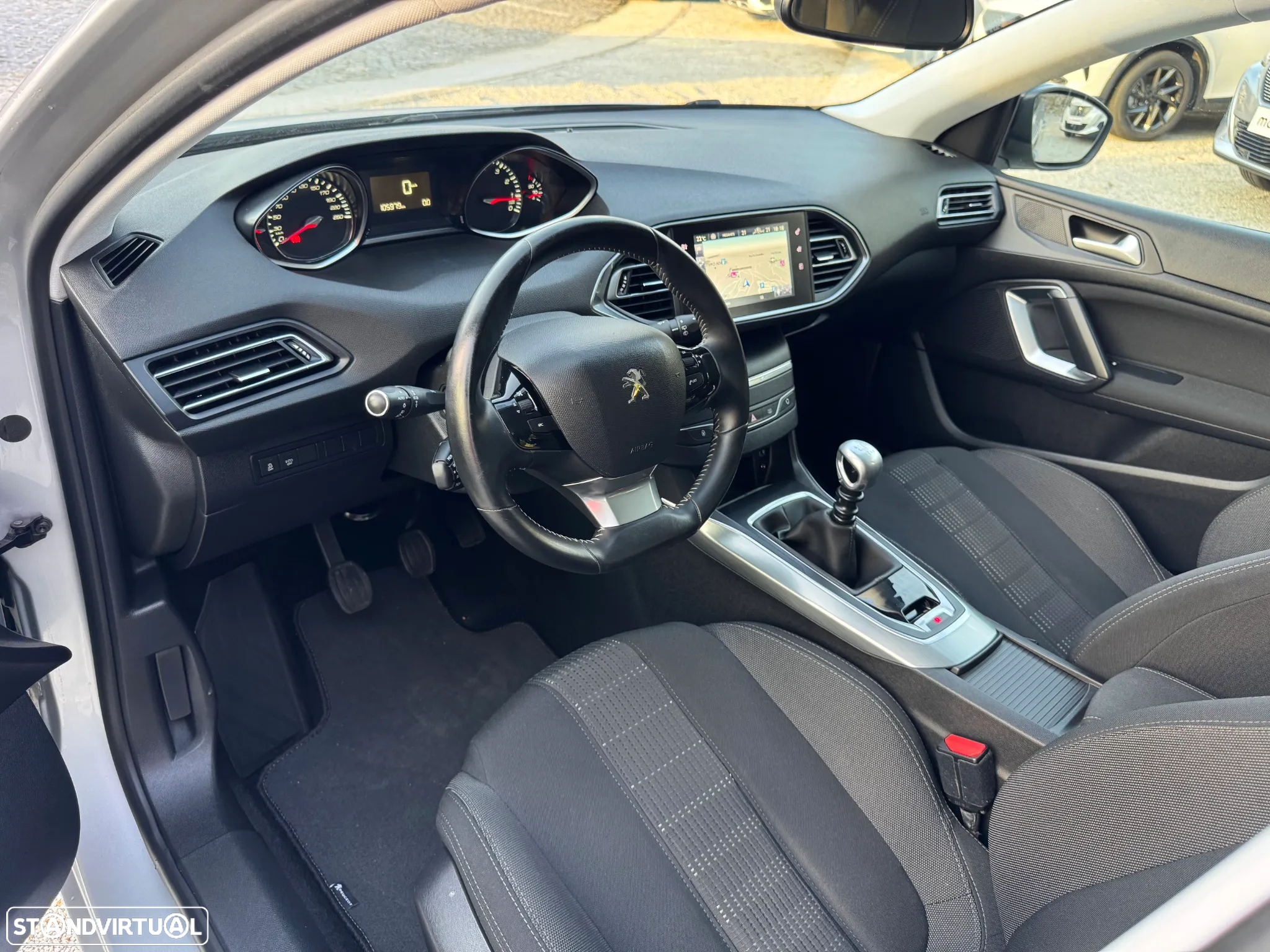 Peugeot 308 SW 1.2 PureTech Allure Full LED - 4