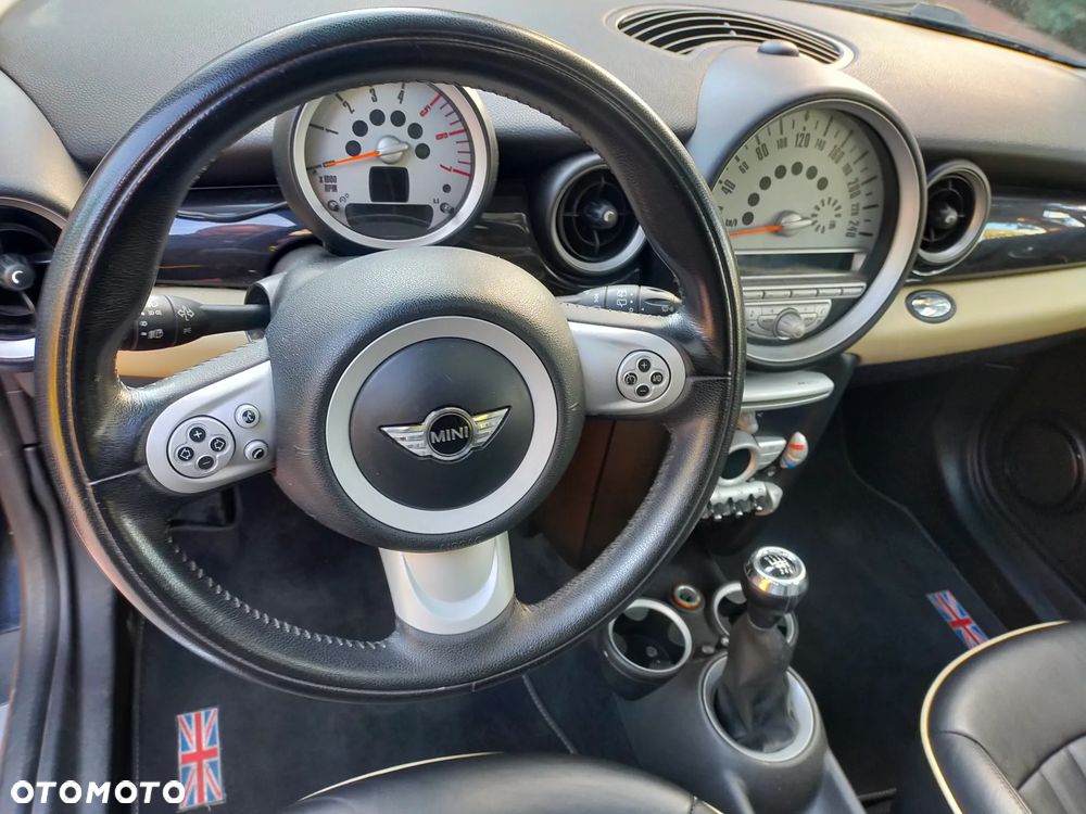 MINI Clubman Cooper D - 21