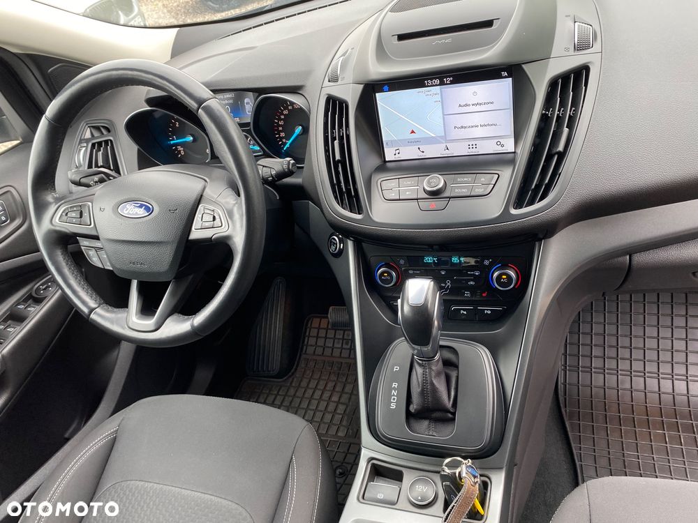 Ford Kuga 2.0 TDCi 2x4 Titanium - 6