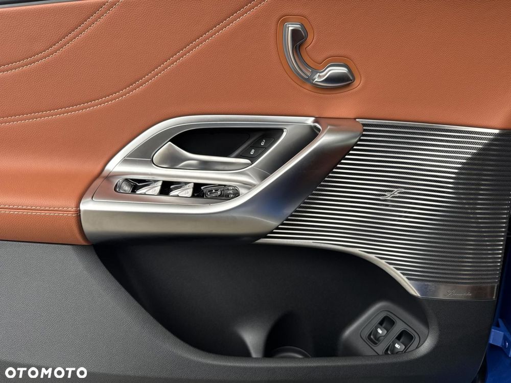 Mercedes-Benz GLC - 13