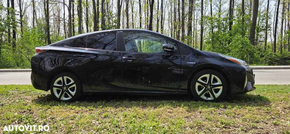 Toyota Prius 1.8 Dual VVT-i Sol+ - 4