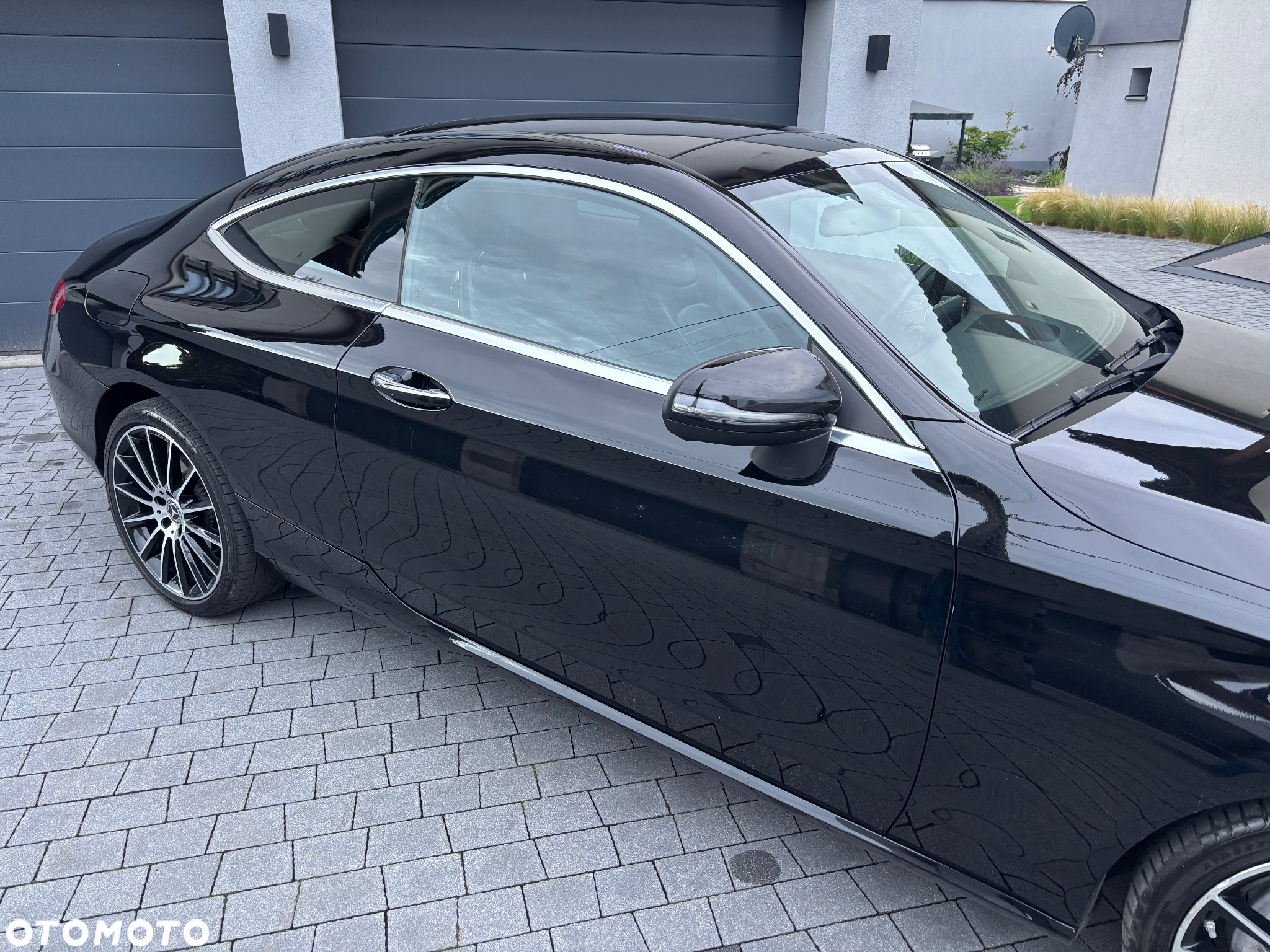 Mercedes-Benz Klasa C 300 Coupe 7G-TRONIC AMG Line - 9