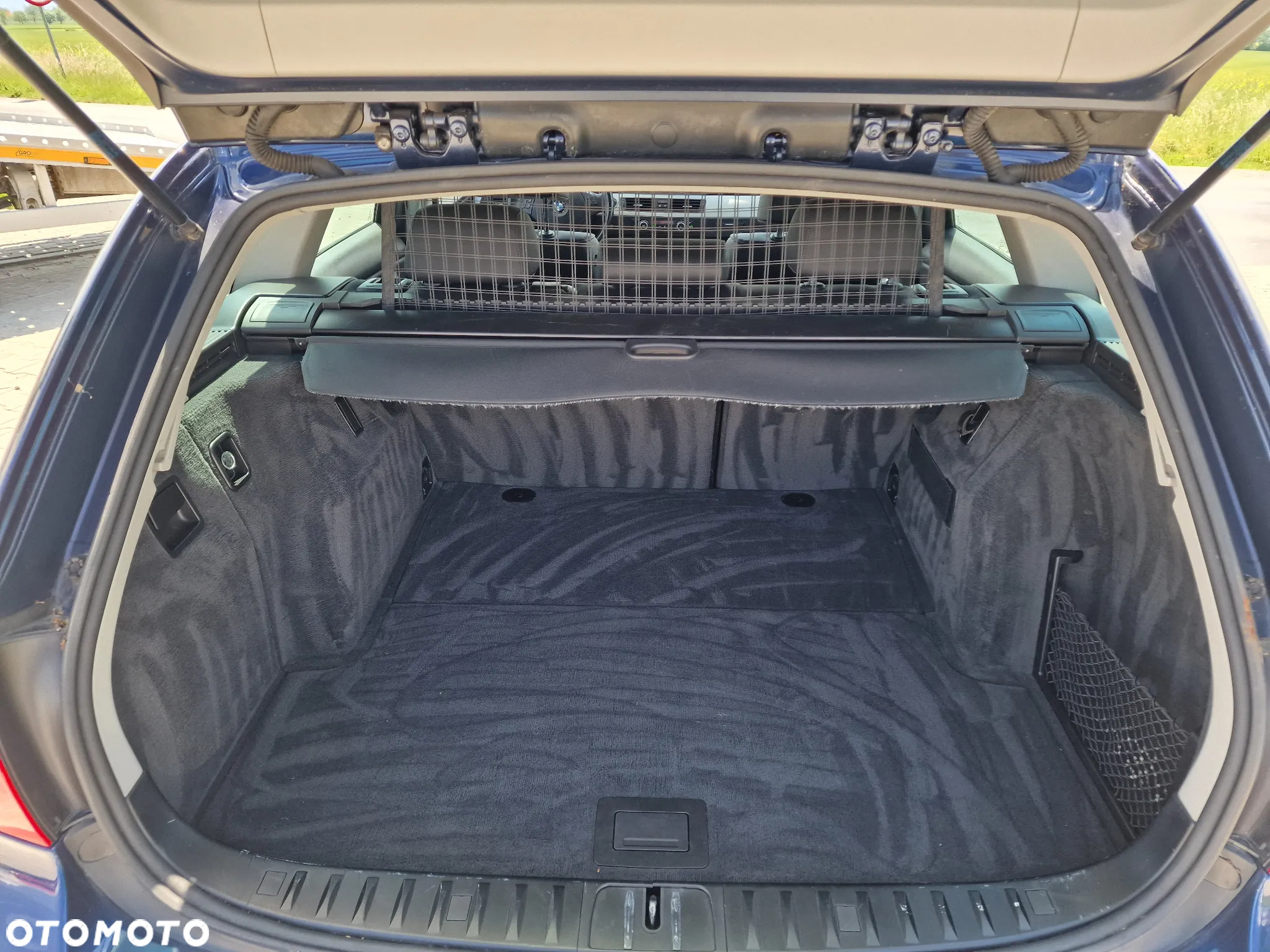 BMW Seria 3 318d Touring Blue Performance Luxury Line - 19