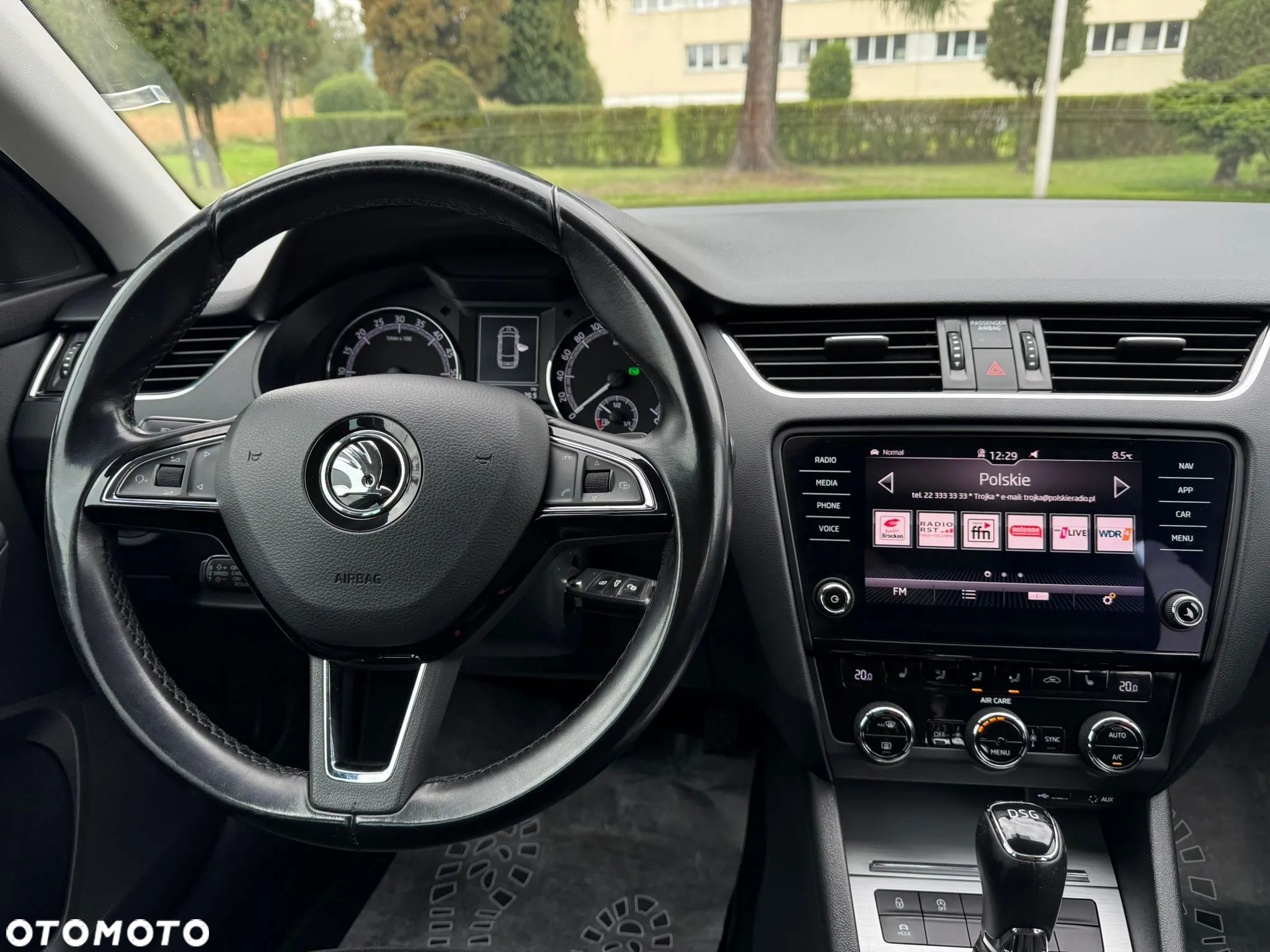 Skoda Octavia Combi 2.0 TDI DSG Exclusive - 8