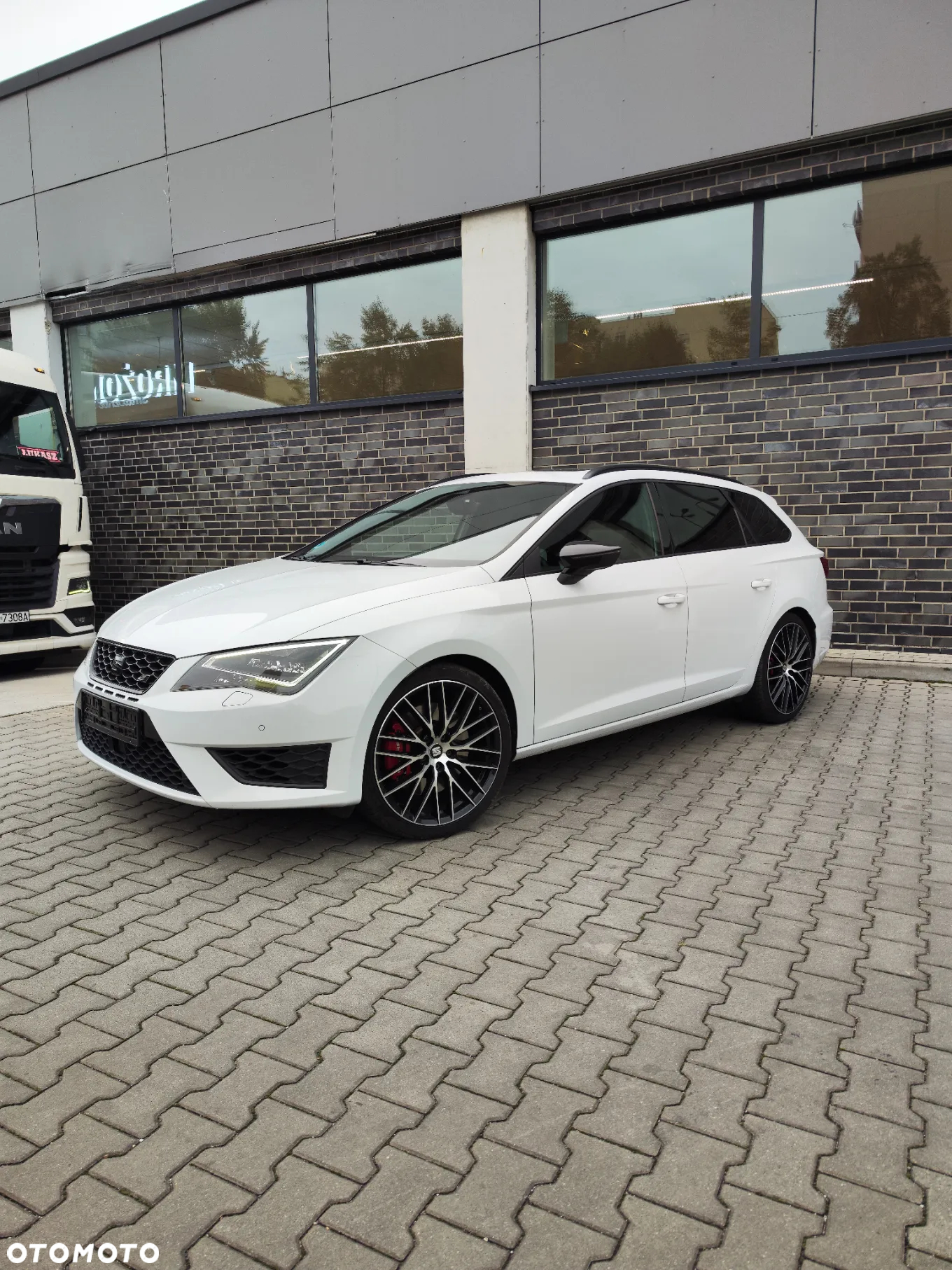 Seat Leon 2.0 TSI Cupra S&S 290 DSG - 2